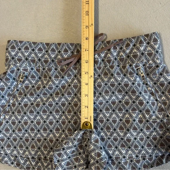 Athleta Lightweight Geometric Print Drawstring Shorts - Brown/Black/White - Picture 10 of 12